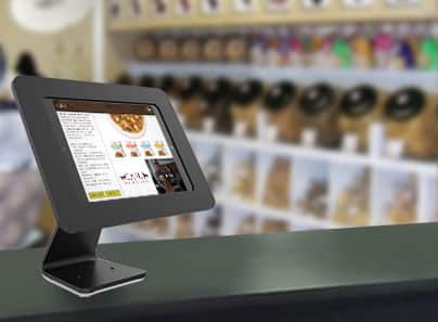 ipad kiosk in retail